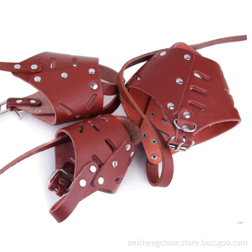dog leather muzzle Anti-bite leather three pieces per set dog leather/products Alibaba wholesale
